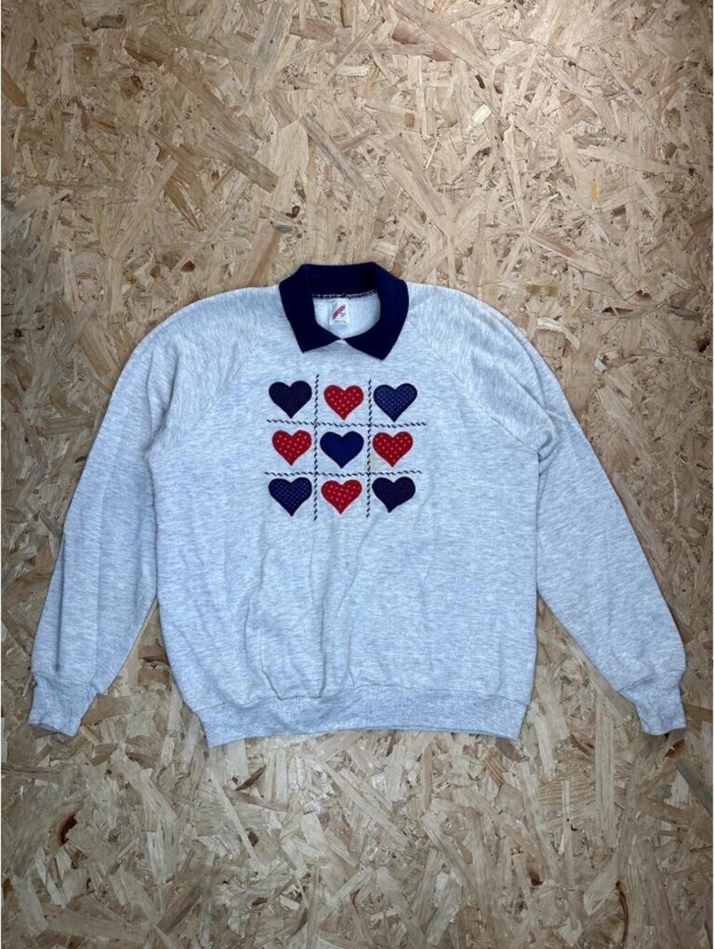 Vintage Jerzees Sweatshirt Mens XL Gray Hearts Tic Tac Toe Collar Made in USA